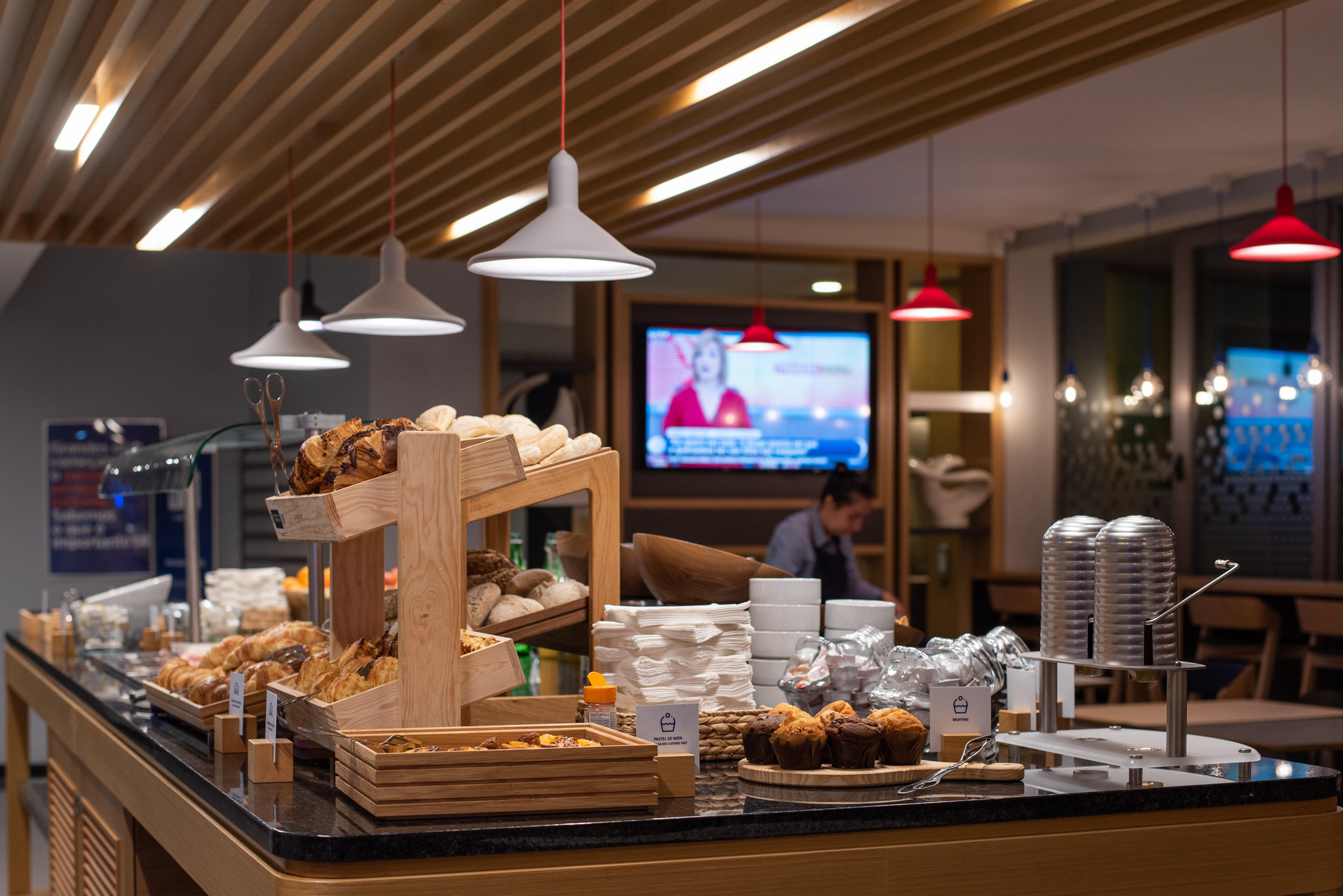 Holiday Inn Express Lisbon Airport By Ihg Portela  Luaran gambar