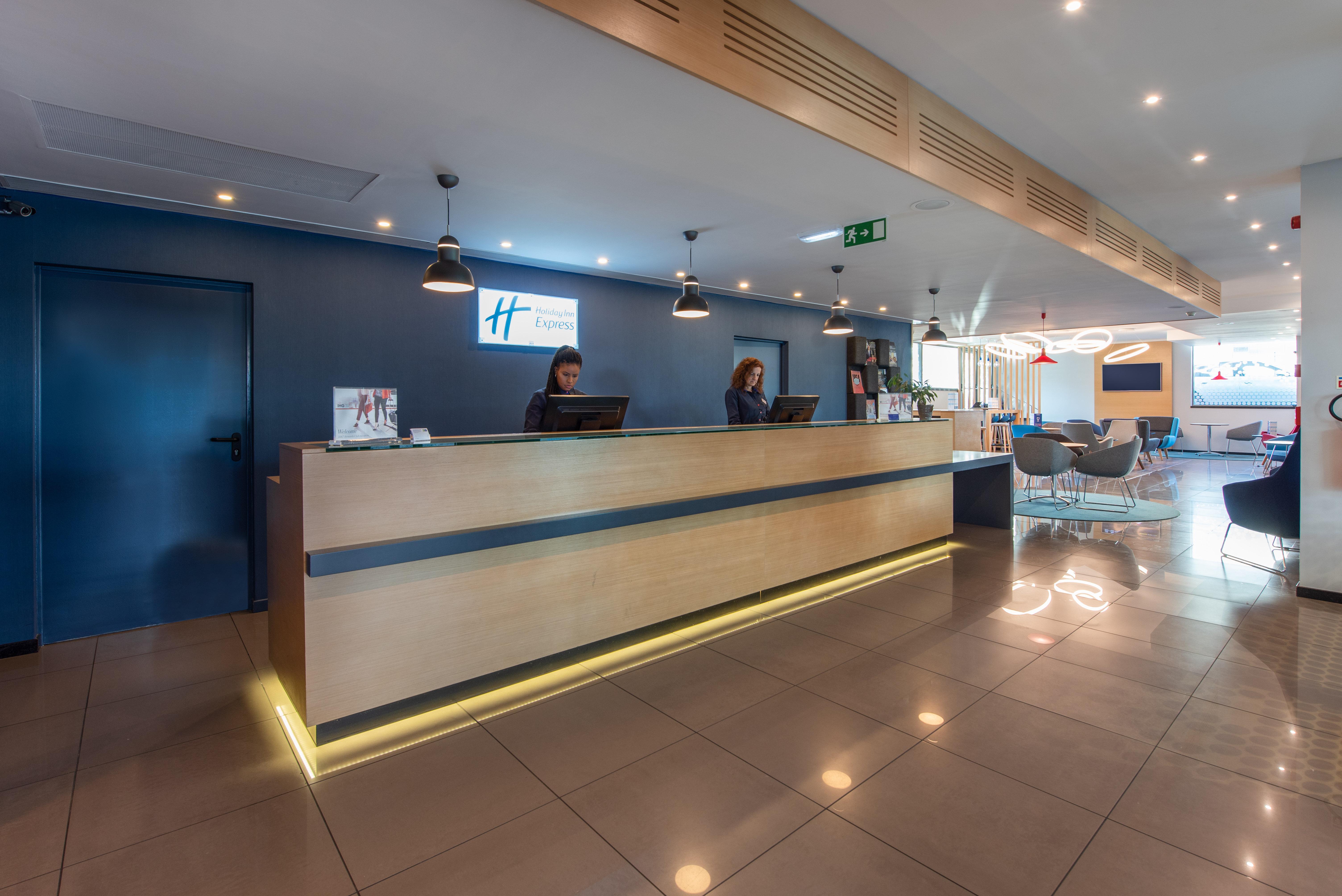 Holiday Inn Express Lisbon Airport By Ihg Portela  Luaran gambar