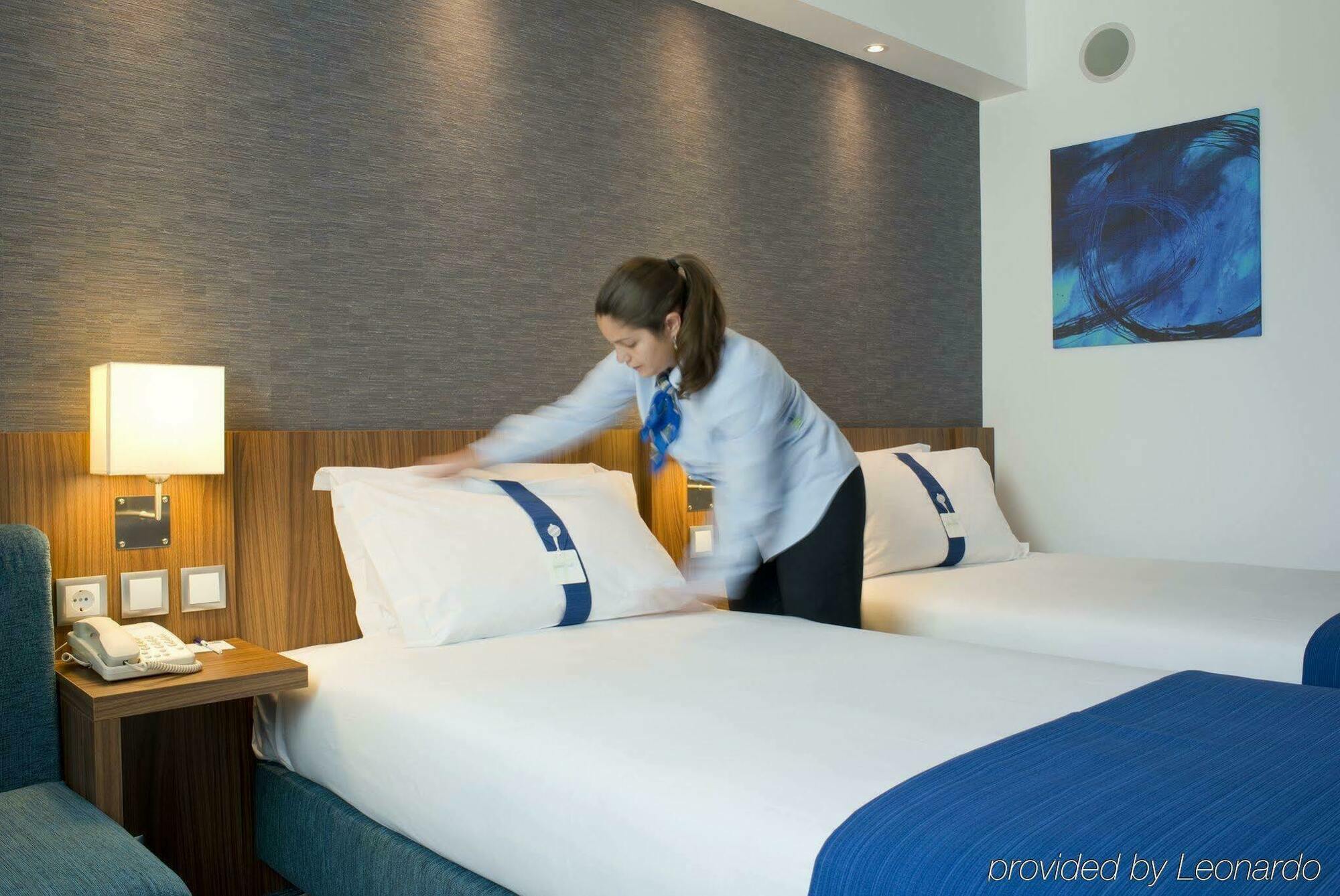 Holiday Inn Express Lisbon Airport By Ihg Portela  Bilik gambar